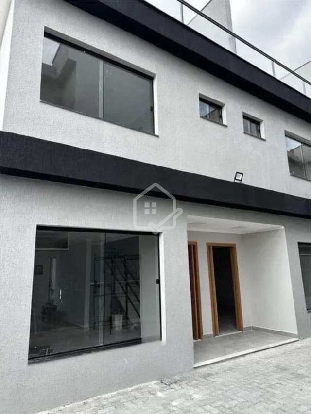 alugo triplex itaipuaçu 