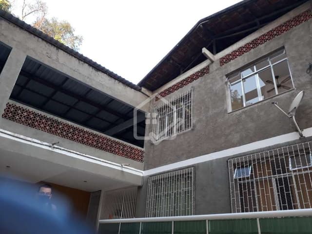 vendo casa em vila santa rosa-niteroi